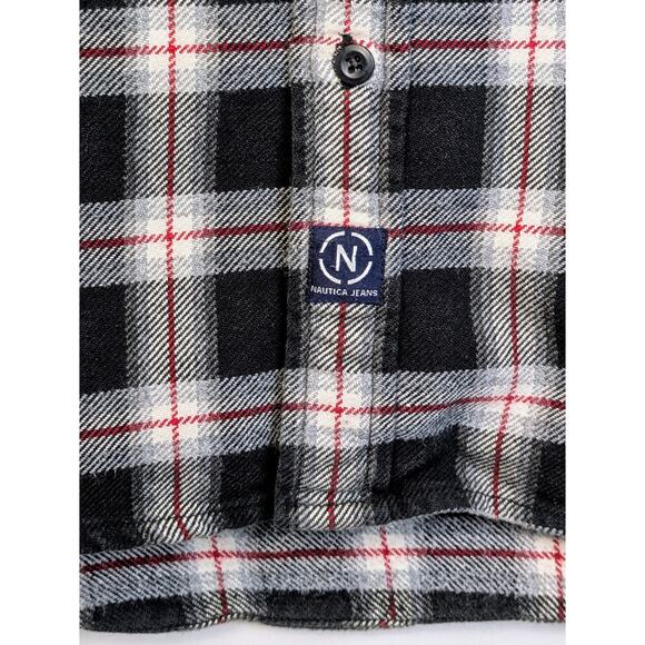 Nautica Mens Flannel Shirt Medium Black Gray Check Heavyweight Cotton Gorpcore - Picture 4 of 11